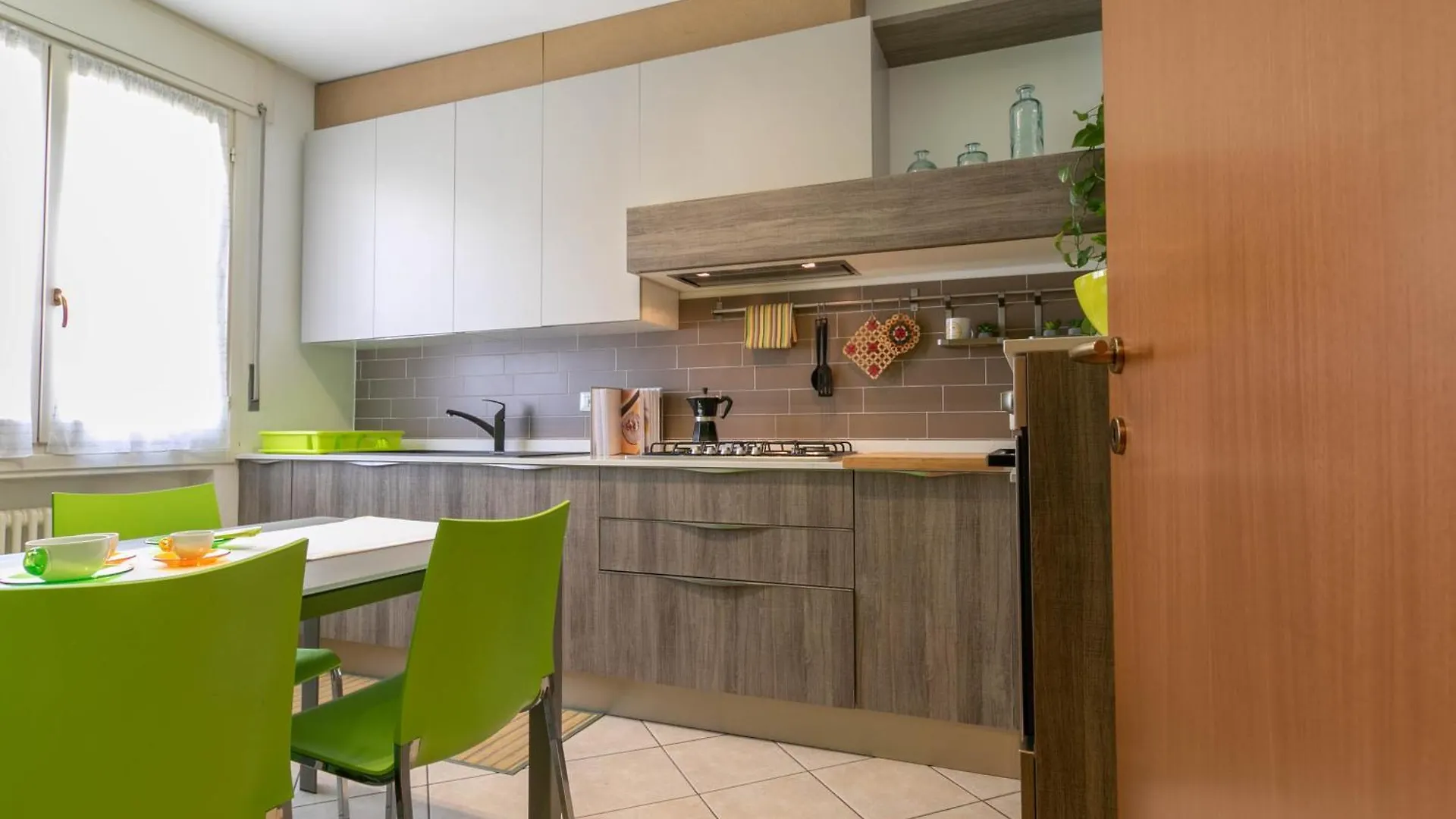 Mamma Ciccia - Casa Laura Elegant & Spacious Apt Mandello del Lario 0*,