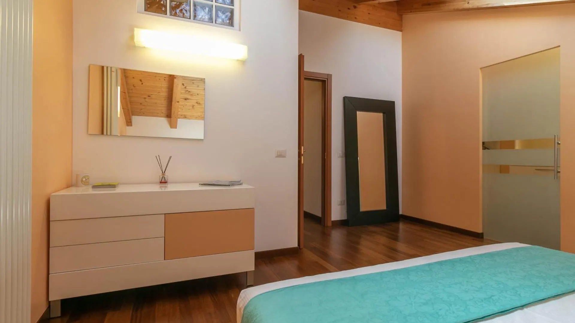 Mamma Ciccia - Casa Laura Elegant & Spacious Apt Mandello del Lario 0*,