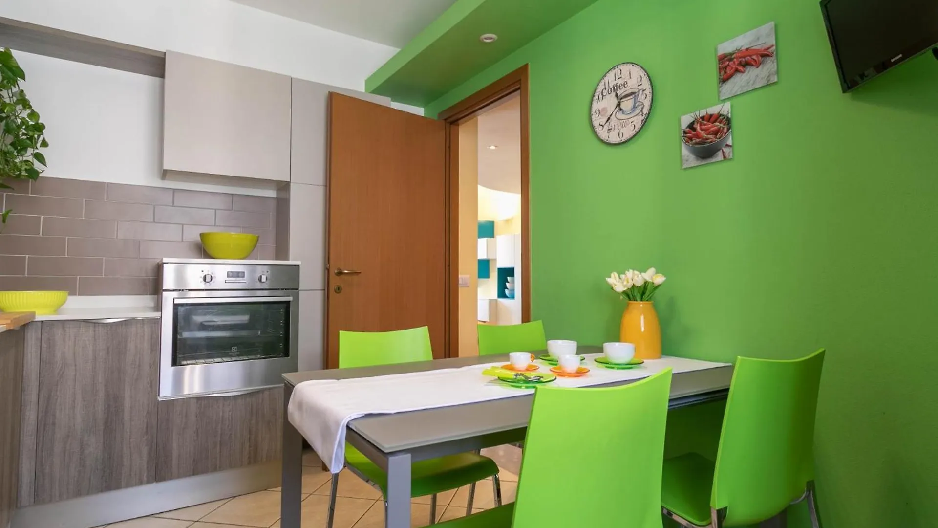 Mamma Ciccia - Casa Laura Elegant & Spacious Apt Mandello del Lario Apartment